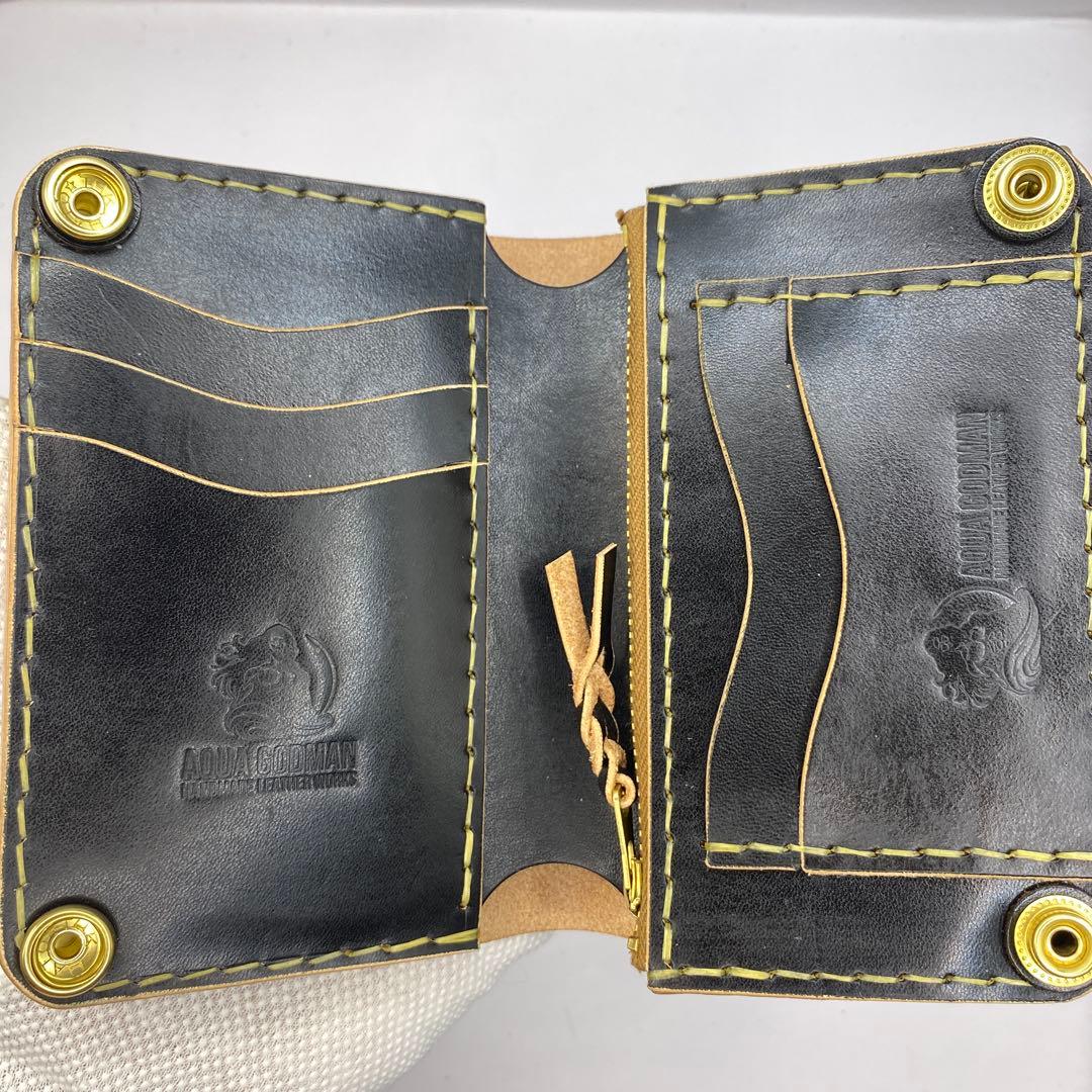 折らずお札収納 真鍮 丘染めブラックの無骨トラッカーウォレット