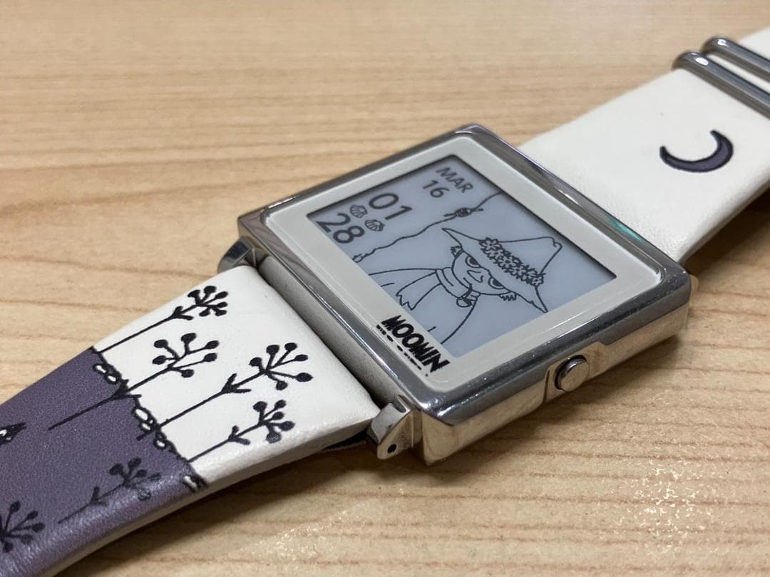 値下げ！美品電池交換2025.3月スナフキンムーミン　スマートキャンバス　腕時計