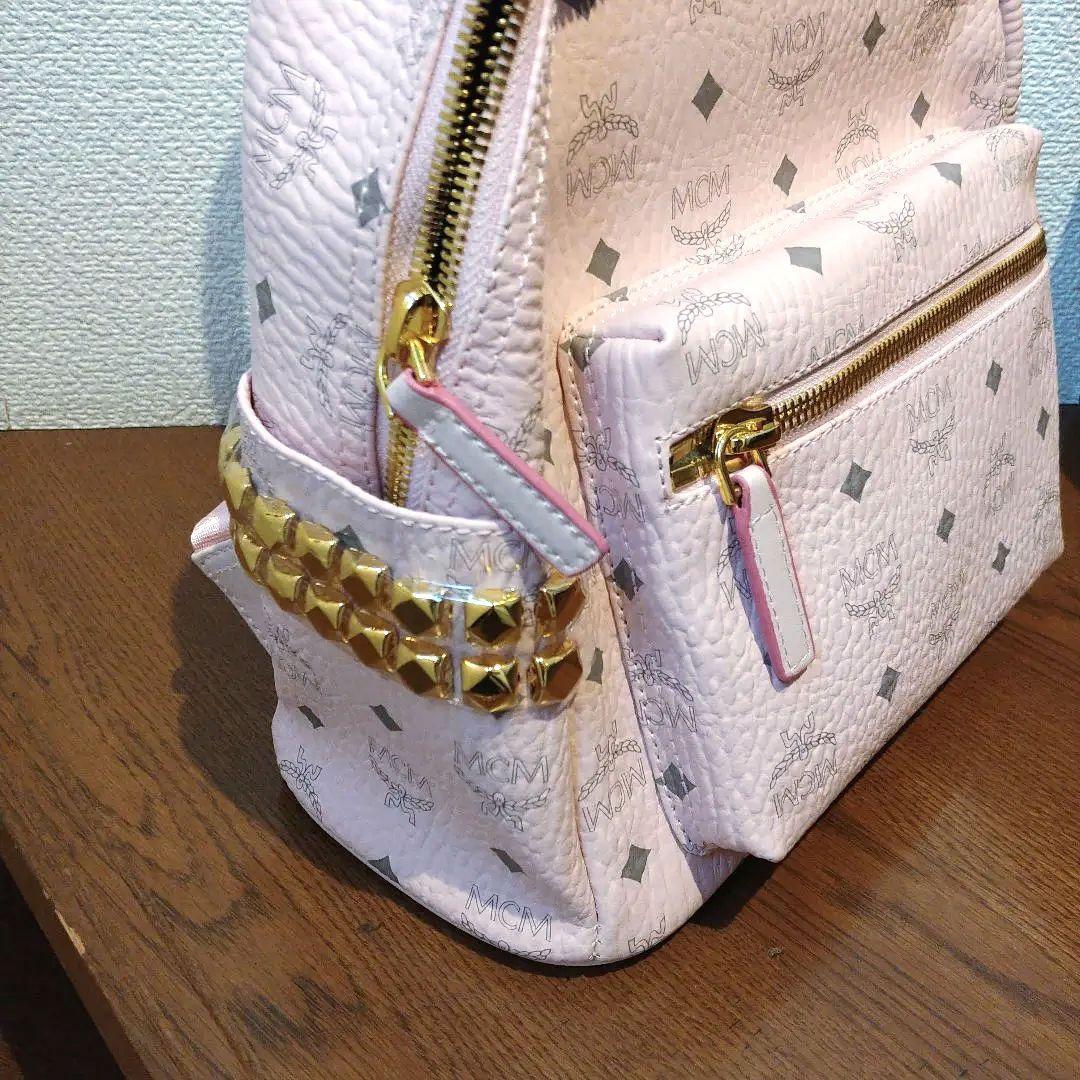 MCM ピンクレザーリュック