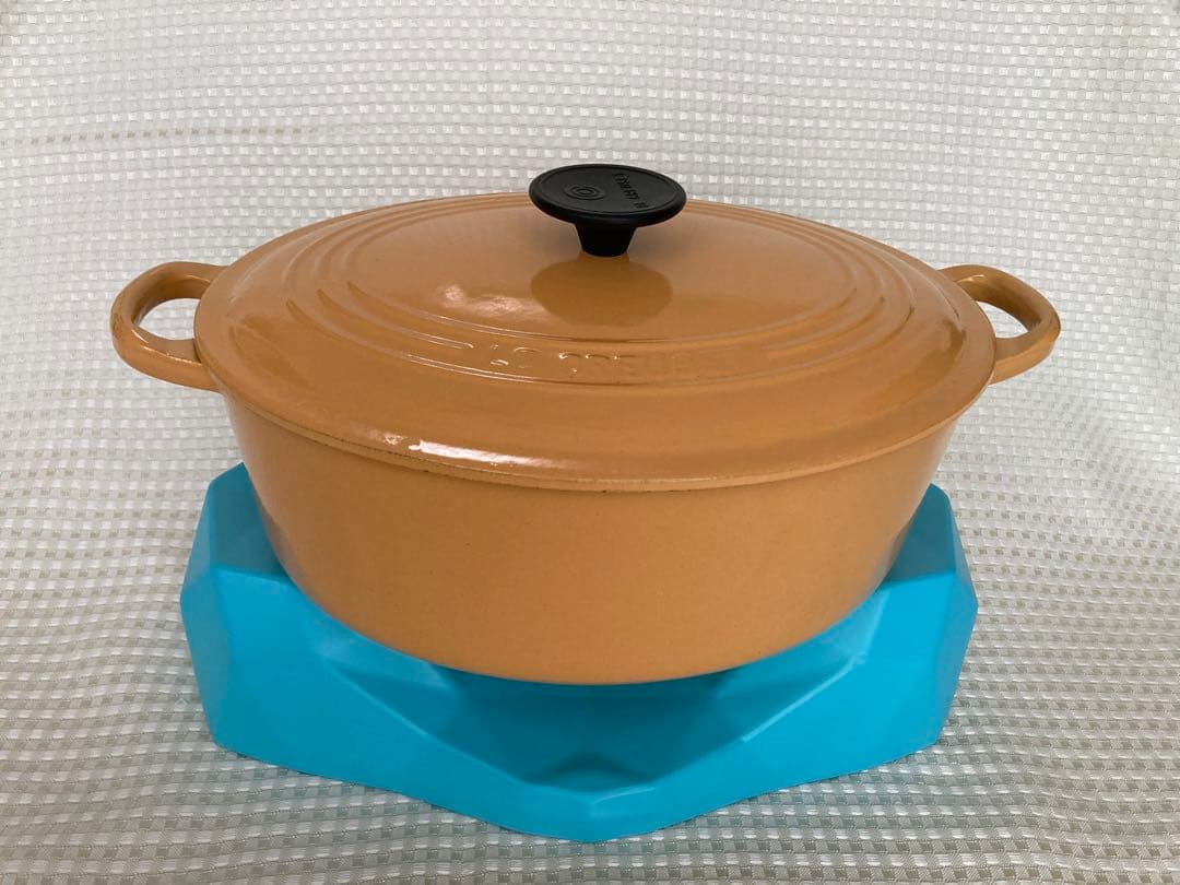 Le Creuset ル・クルーゼ　ココット・オーバル27cm サフランイエロー