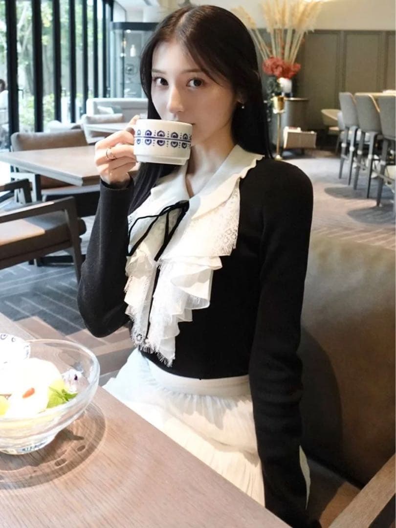 Sustainableレイヤードラッフルニットプルオーバー SNIDEL