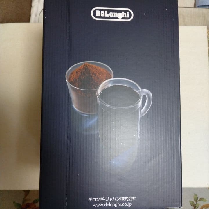 新品DeLonghiディスティンタドリップコーヒーメーカー ICMⅠ０11JBK