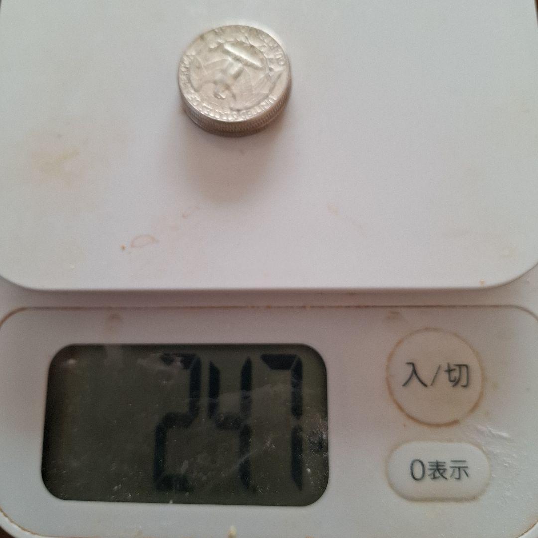 アメリカ、銀貨、1964年発行の25セント銀貨(銀90％)4枚