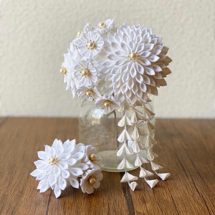 霜華【しもばな】つまみ細工の髪飾り