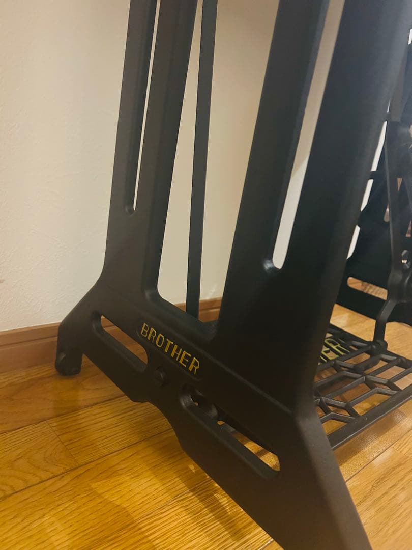 直接引き取りの場合お値下げ可　アンティークな ミシンテーブル　デスク ドレッサー