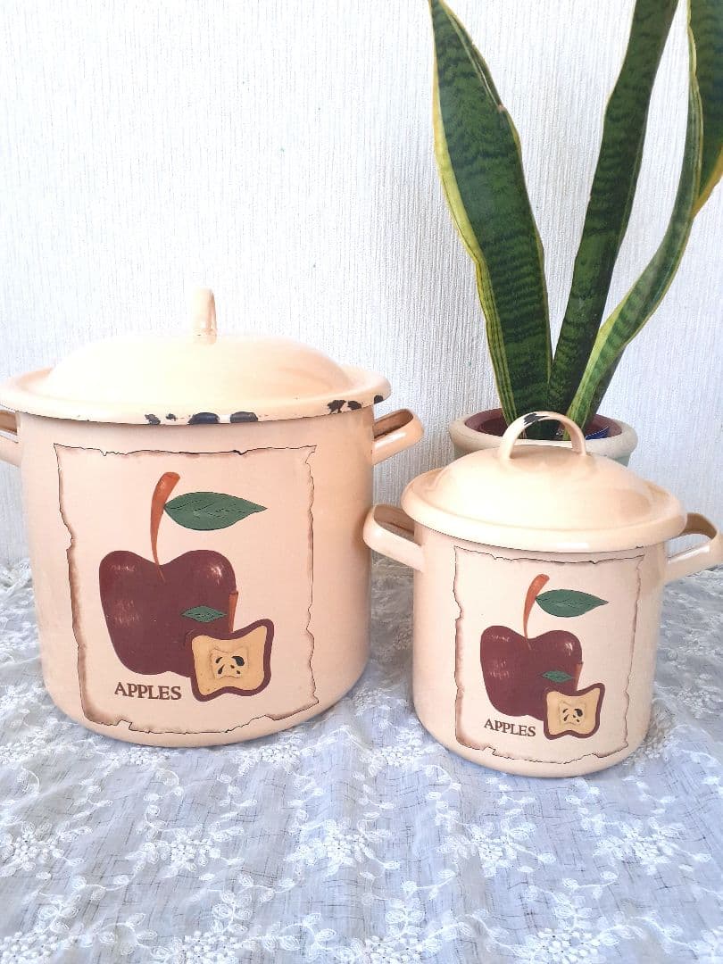 ホーローりんご柄ライス缶&キャニスター2個セット