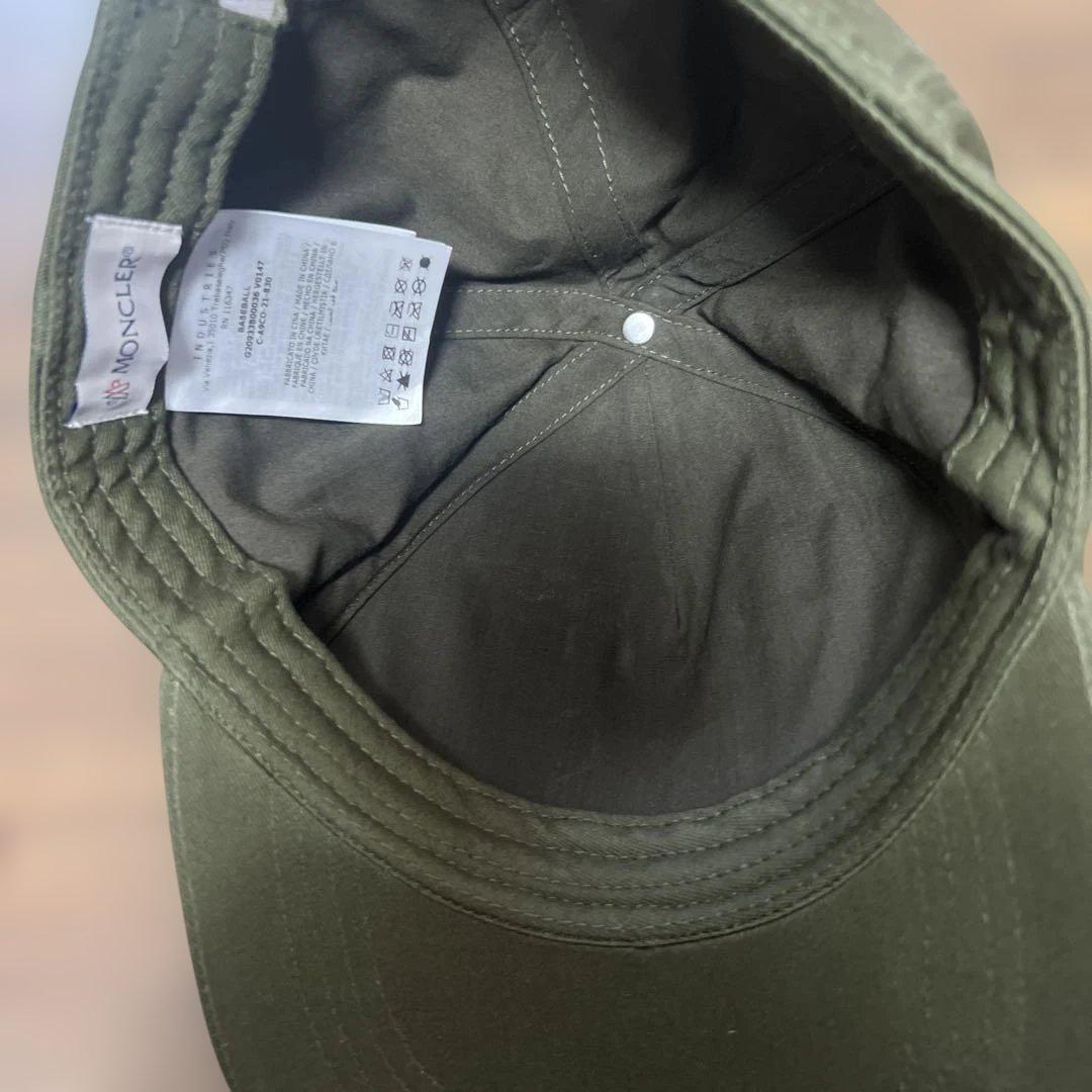 MONCLER オリーブ色 ベースボールキャップ