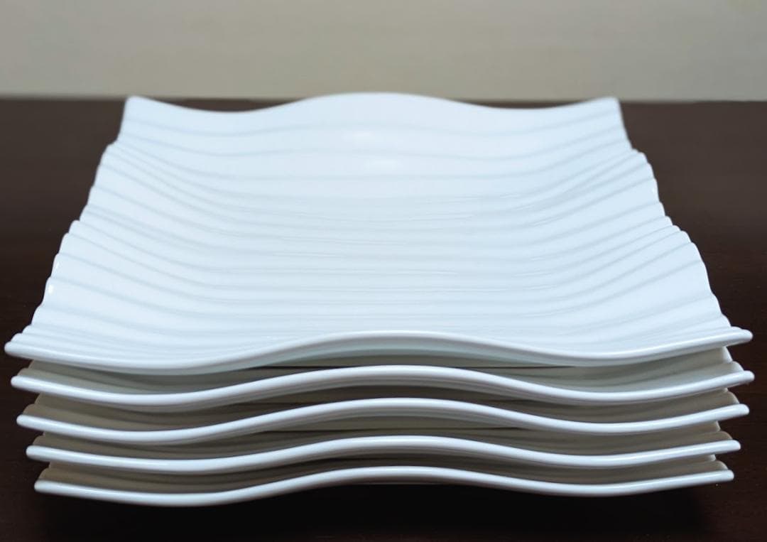 美濃焼　ホワイト　ヨーロピアンウェーブ25cm　5枚セット　匿名配送　送料込み