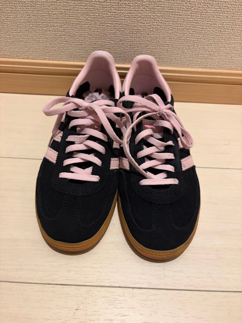 adidasアディダスspezialスペツィアル23.0cm