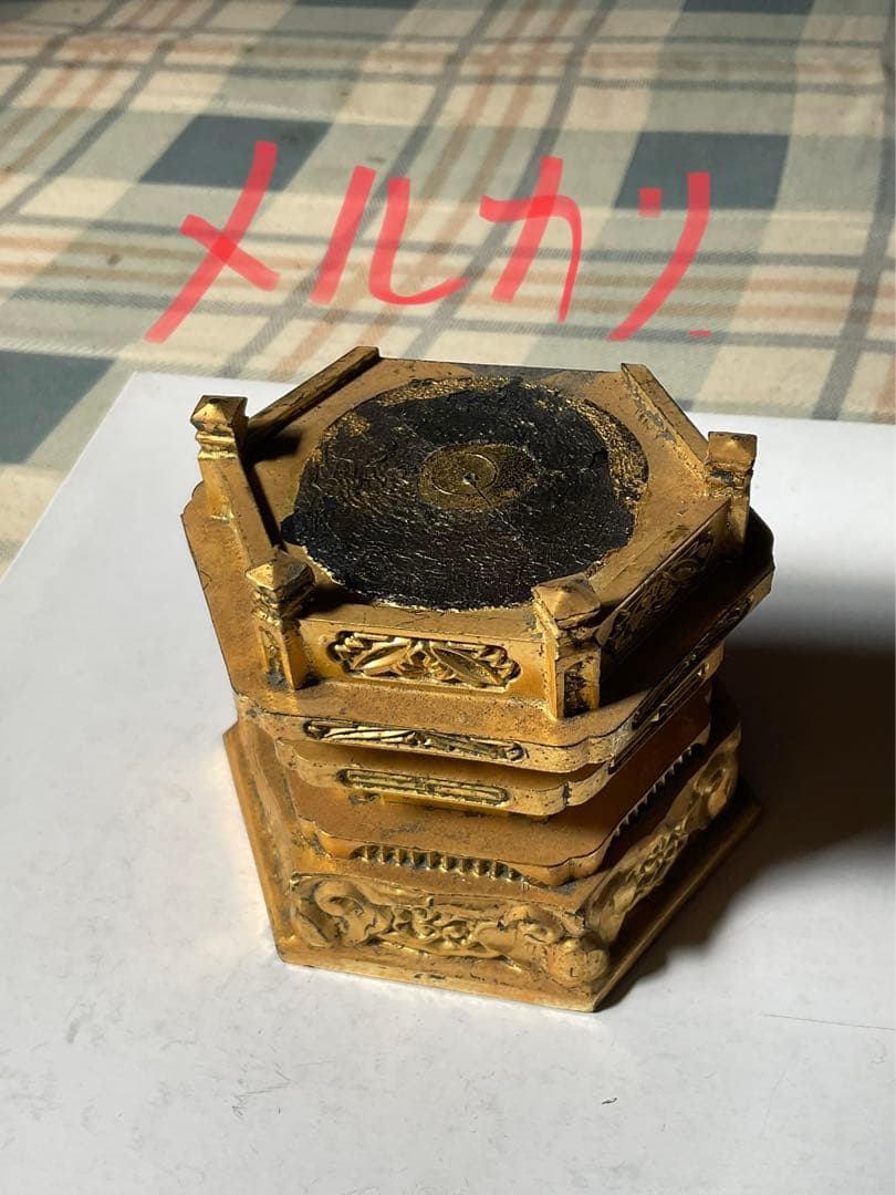 大日如来座像／年代不明？。木製。【ジャンク品　昭和時代】。