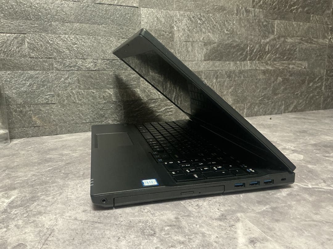 NEC corei5 第8世代 今は専用と致します 新品SSD 256GB