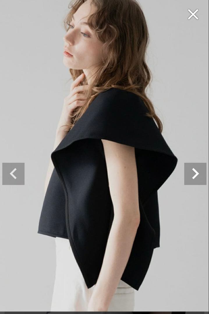 maison de dolce lily tops/black フレア袖