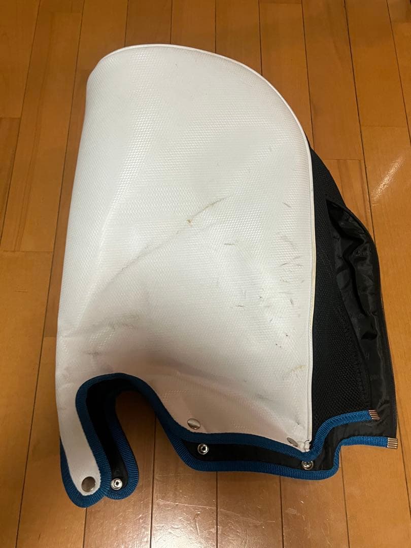 HONMA TOUR WORLD キャディバッグ