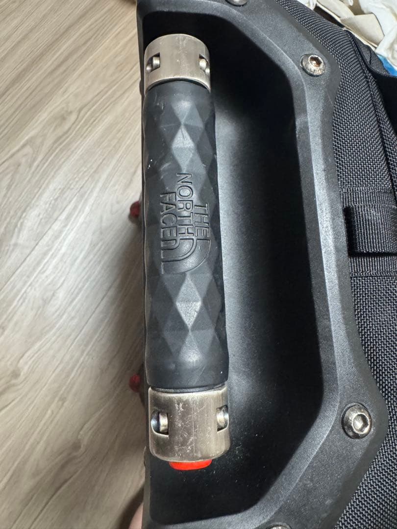 THE NORTH FACE ROLLING THUNDER キャリーケース