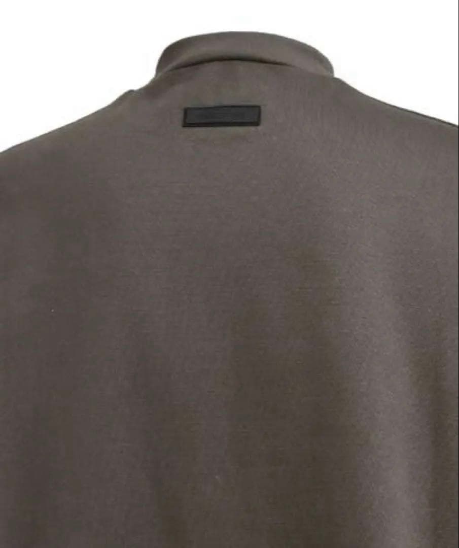 【新品】Essentials CREWNECK T-SHIRT / サイズXL