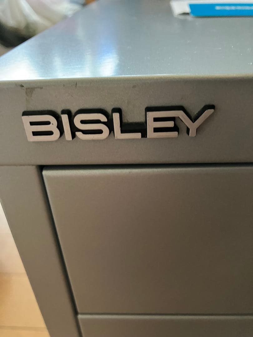 ビスレー ３段キャビネット