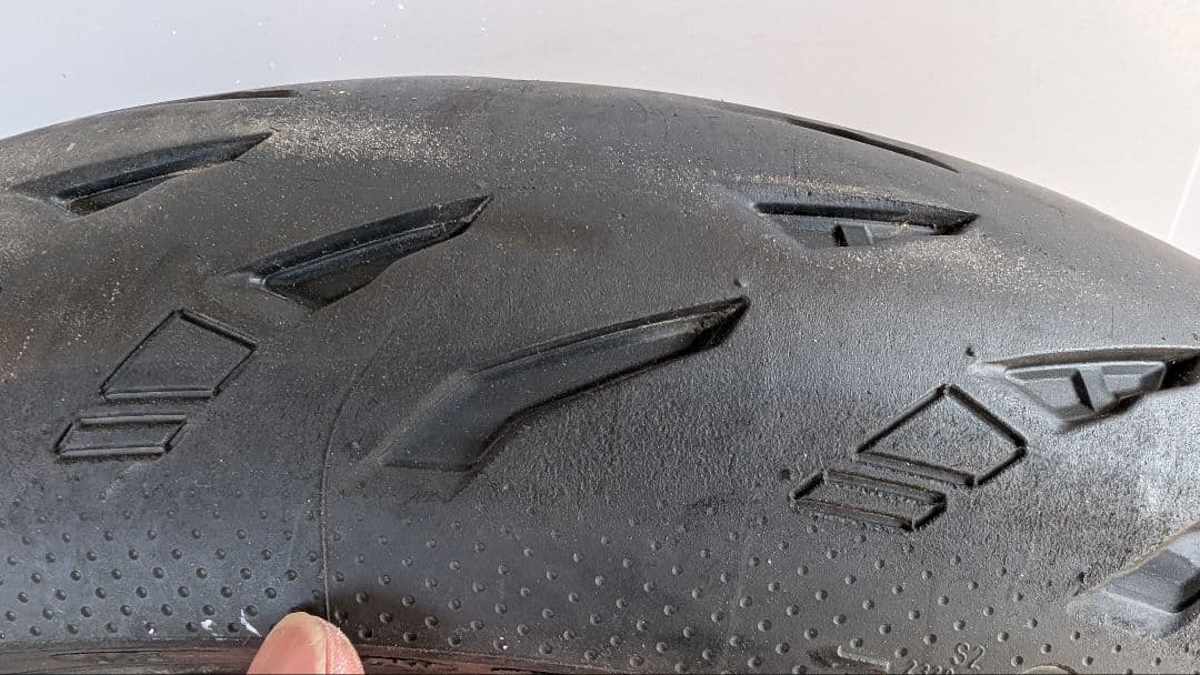 9部山 MICHELIN POWER5 2CT 120/70 ZR 17