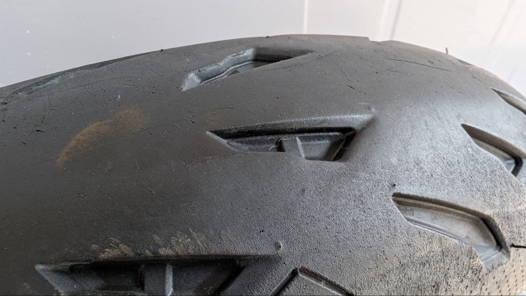 9部山 MICHELIN POWER5 2CT 120/70 ZR 17