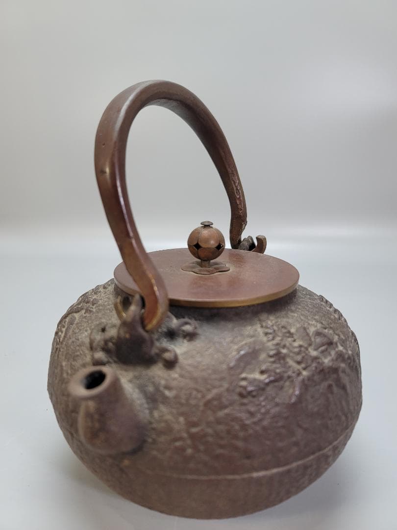 時代 亀文堂 身在印 山水画 銅蓋 鉄瓶 未使用