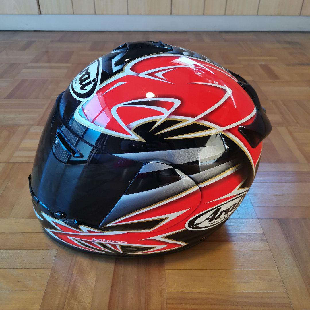 アライのVectorシリーズのヘルメット　57〜58cm 袋付き