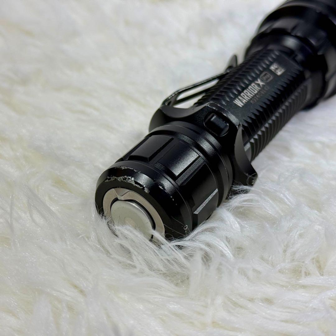 Olight warrior X pro フラッシュライト ブラック