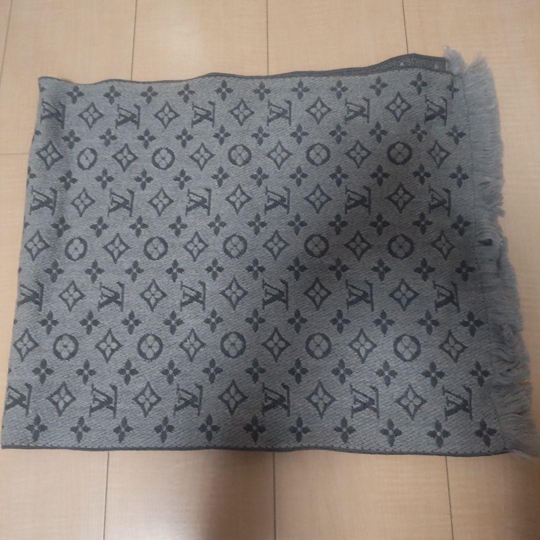 LOUIS VUITTON グレー マフラー 約160cm x 30cm