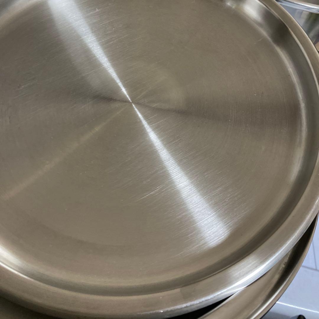 ロイヤルクイーン　IH対応品の大フライパン＆浅型電気フライパン鍋兼用蓋１枚