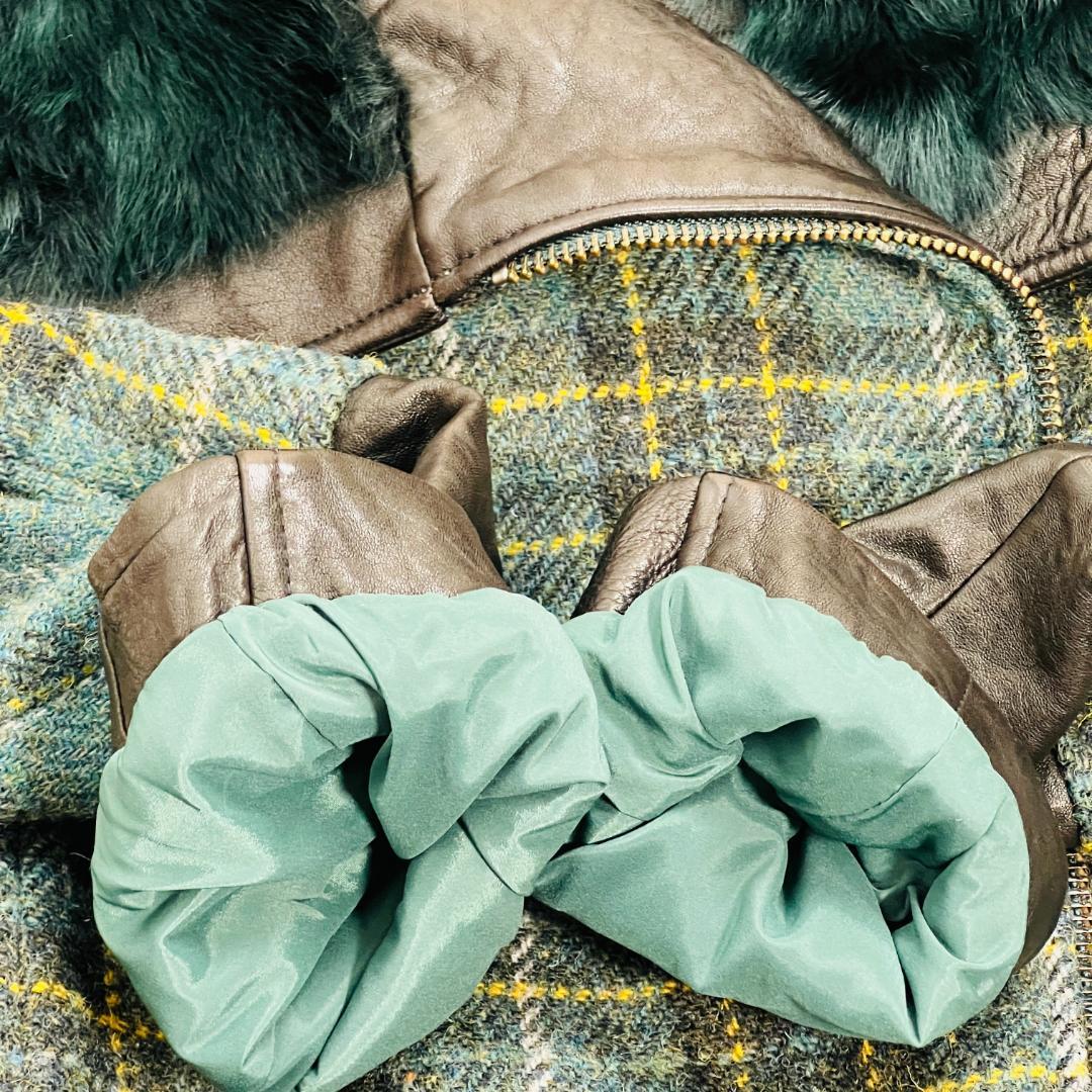 【ハリスツイード×バナナパブリック】ライダースジャケット　リアルファー　ラム革