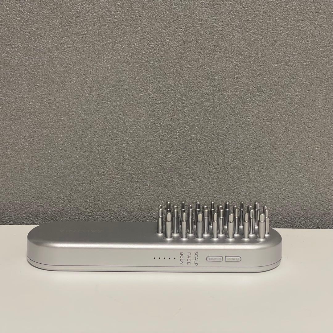 SALONIA WINOYS スカルプブラシ シルバー