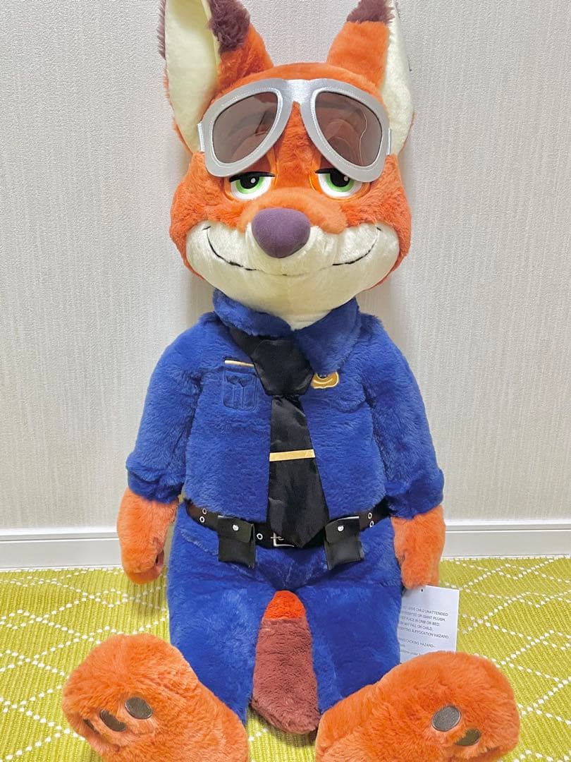上海ディズニー　超特大　ニック　ぬいぐるみ