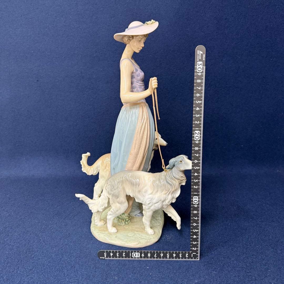 LLADRO リヤドロ 優雅な散歩のひととき 5802 フィギュリン 陶器
