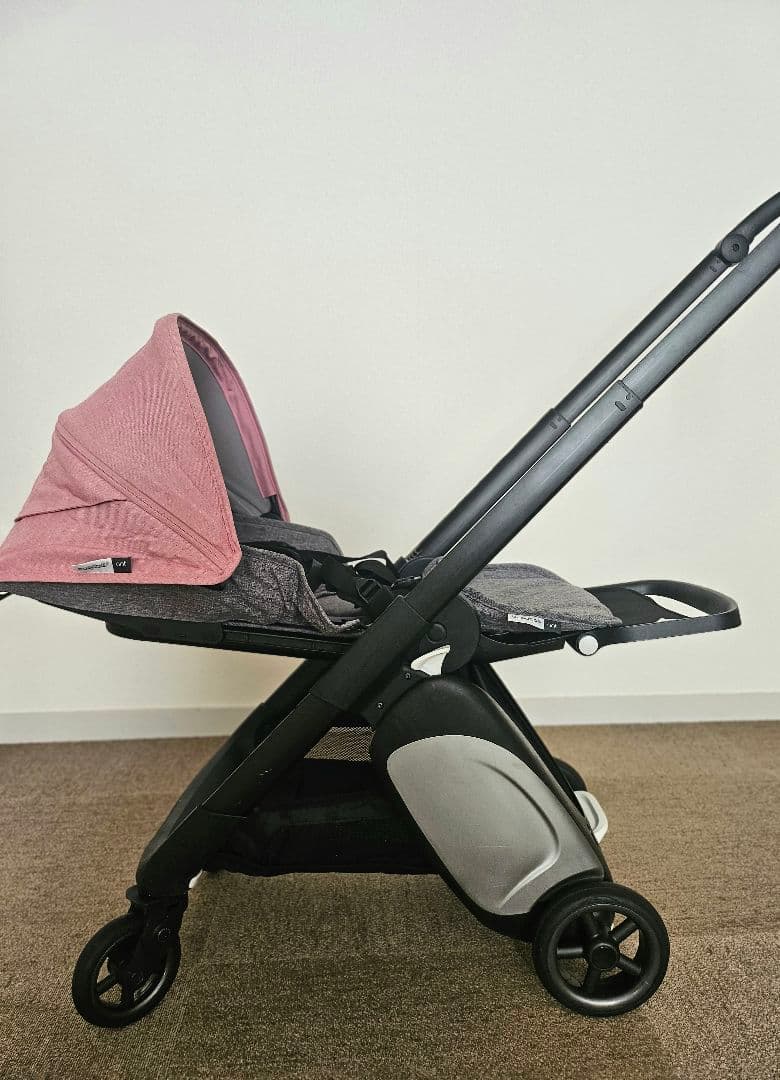 【説明書あり】バガブー アント　ピンク ベビーカーコンパクト機内持ち込み可