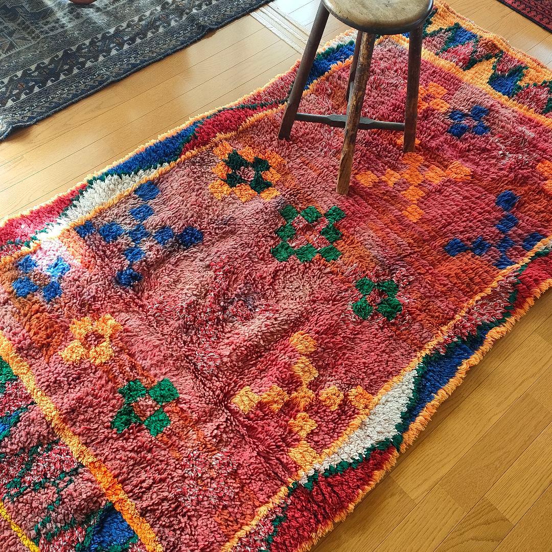 ヴィンテージ モロッコ製 アシンメトリーデザインラグ 195×103cm