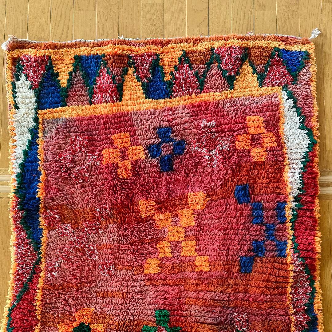 ヴィンテージ モロッコ製 アシンメトリーデザインラグ 195×103cm