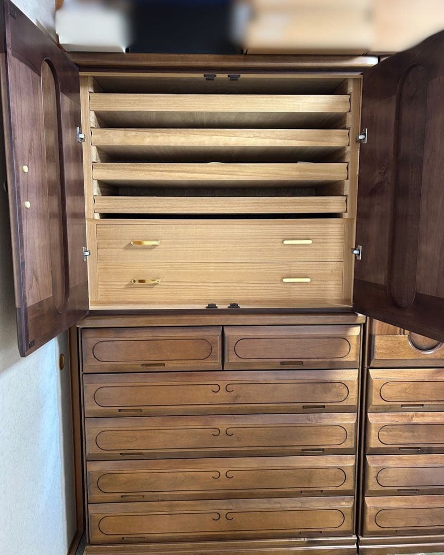 【①】婚礼家具　タンス　送料込み！！番号確認のためご購入前にコメントください！