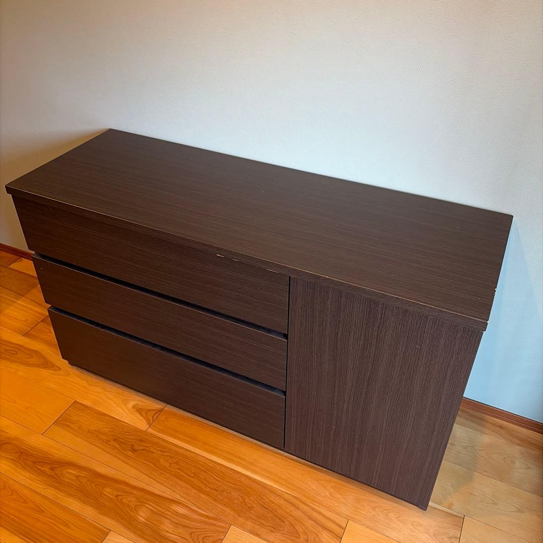 ニトリ ダークブラウン 3段チェスト 扉付き収納