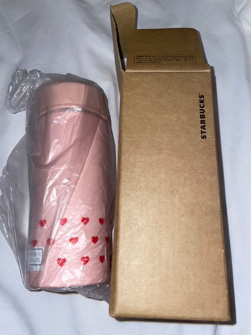 スターバックス　バレンタイン2024　水筒 韓国限定
