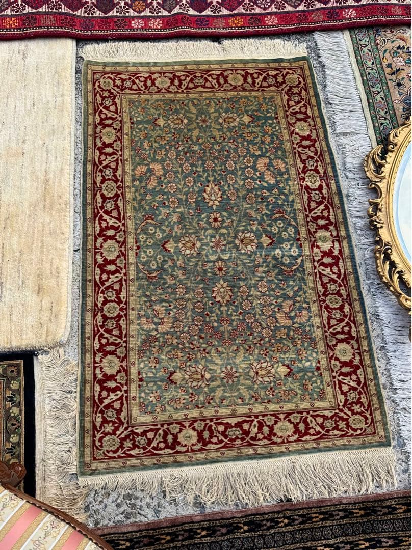 トルコ ヘレケ絨毯 105×65cm シルク100% 手織り ヴィンテージ