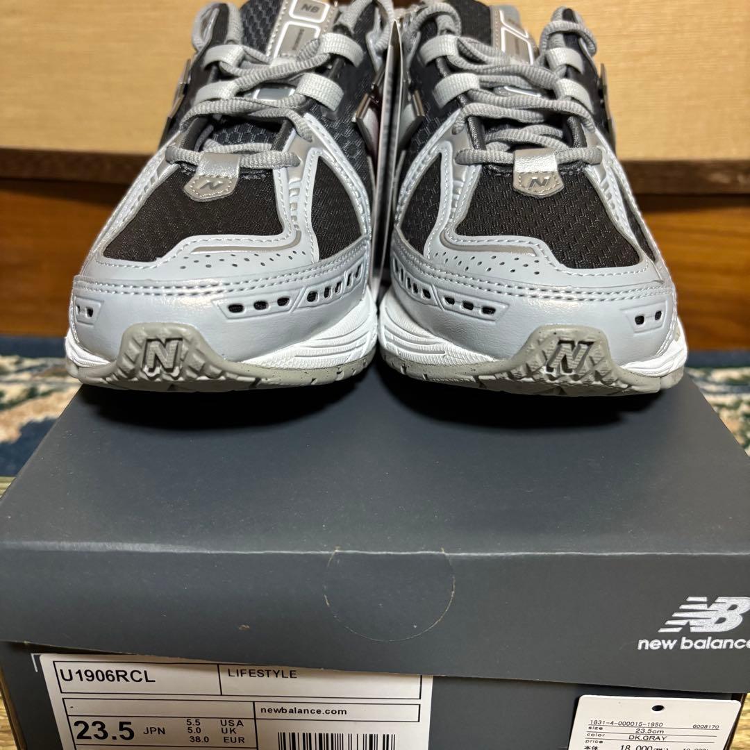 未試着タグ付　ニューバランス　U1906RCL 23.5 スニーカー