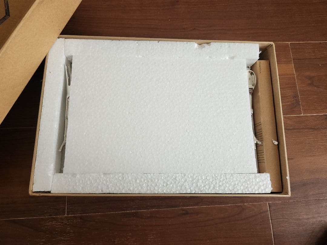 レア！チーズカッティングボード　大理石　直輸入品