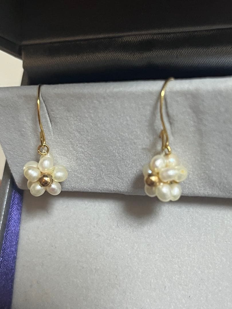 ★専用★メイジュエリーブルーダイヤモンドリング　とパールK18ピアス