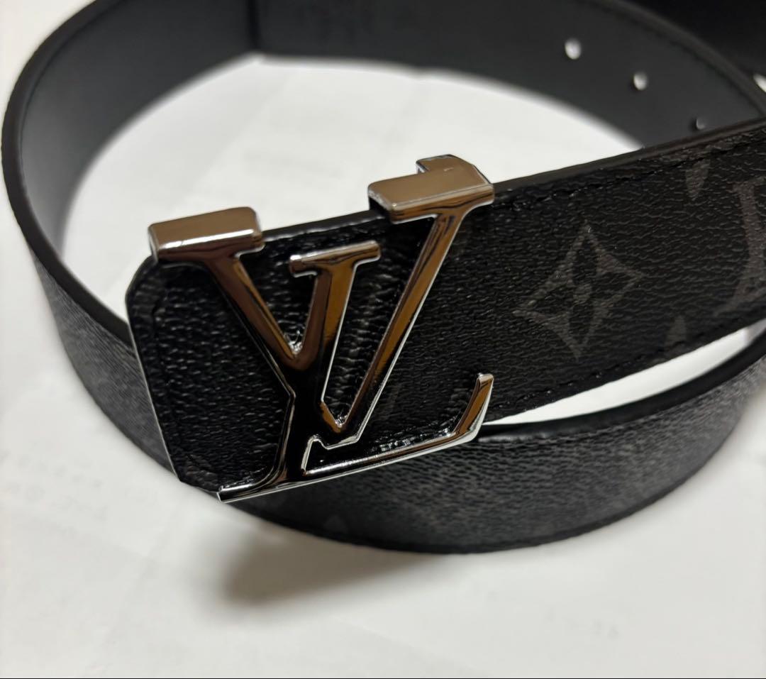 LOUIS VUITTON 黒ベルト M9213