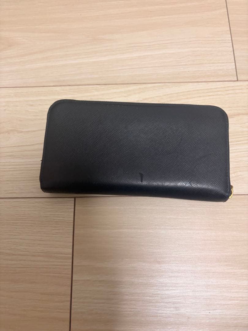 PRADA ブラック 長財布