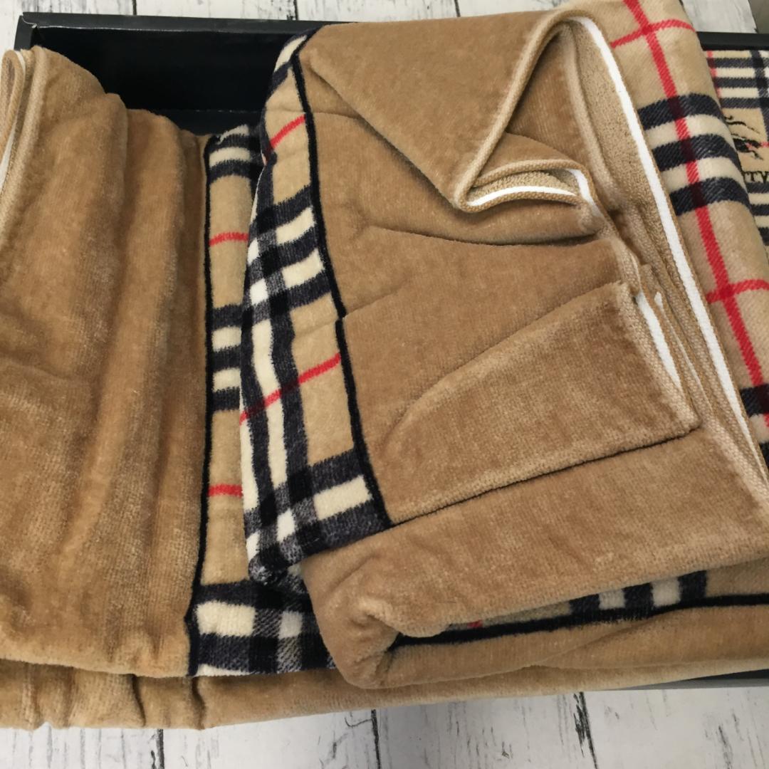Burberry 　ノバチェック柄タオルセット Z5079