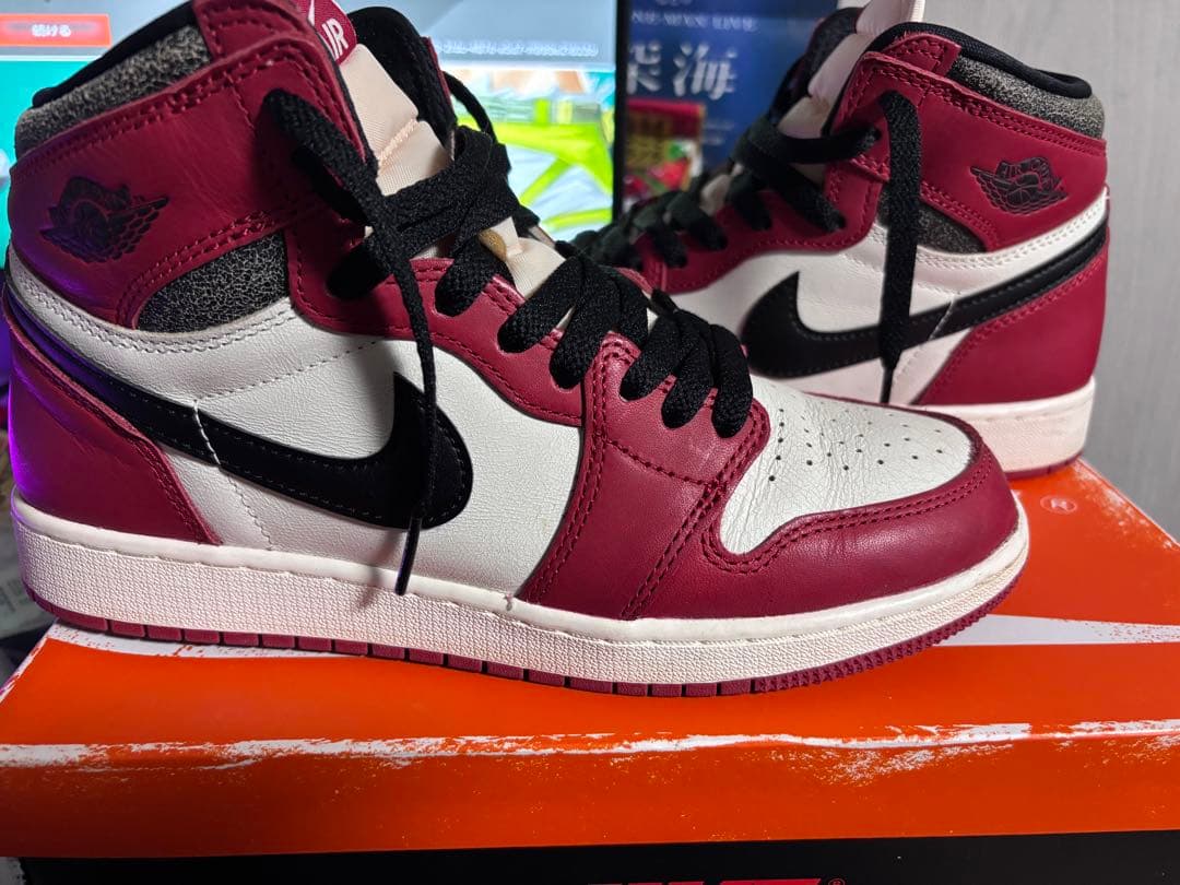 靴 Nike Air Jordan 1 Lost & Found/Chicago