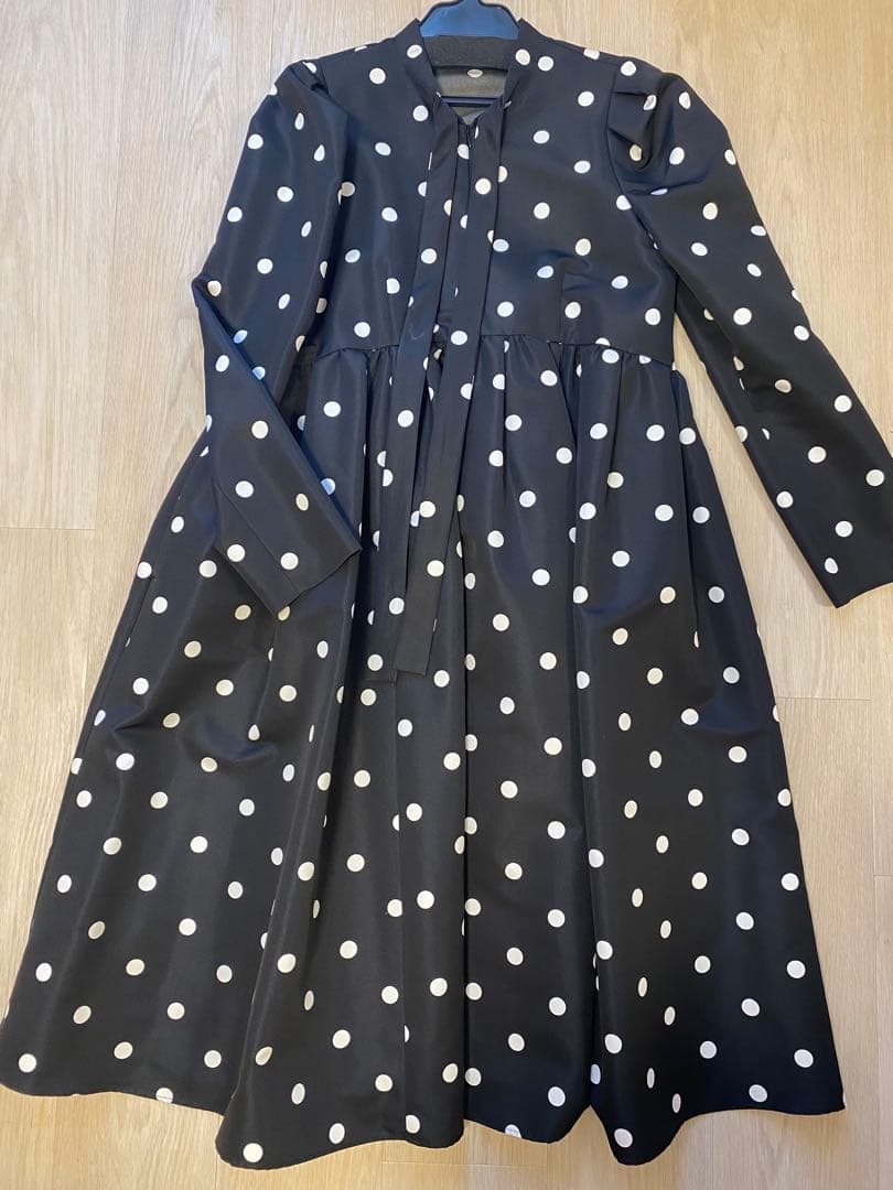 SEVENTEN by MIHO KAWAHITOボウタイドットミディワンピース