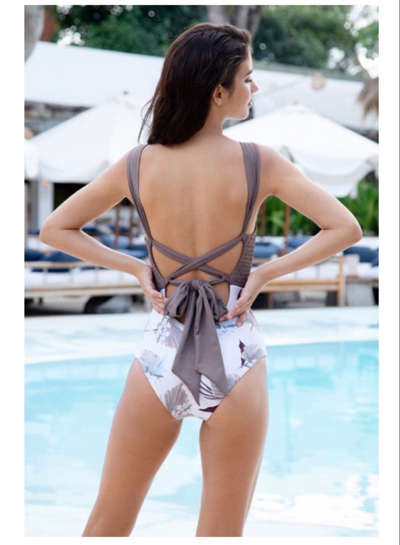 あこ様　アリシアスタン　Samantha フラワープリント 水着