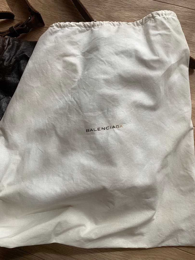 【希少】BALENCIAGA メッセンジャーバッグ　 ショルダーバック