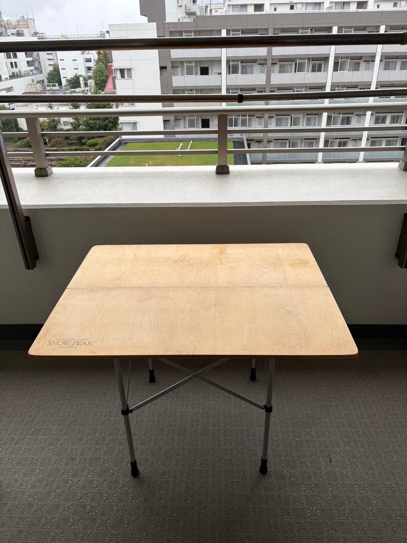 ヤマコウ期の  peak アジャスタブル フォールディングテーブル