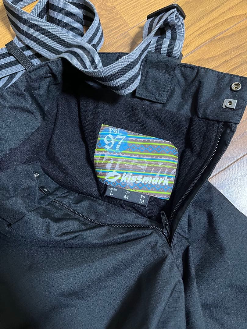 kiss mark スノーボード　ウェア　上下セット　ゴーグル　グローブ　付き